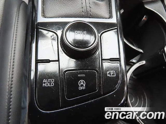 Kia Sportage Sportage 5-е поколение Бензин 1.6 турбо 2WD — Фото автомобиля 15