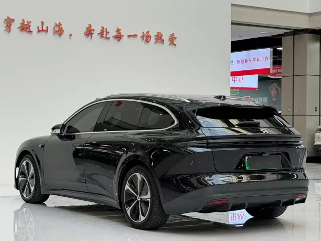 Nio ET5 Touring — Фото автомобиля 14