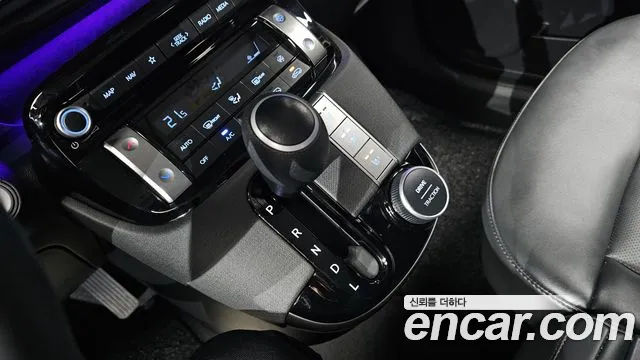 Hyundai Casper — Фото автомобиля 12
