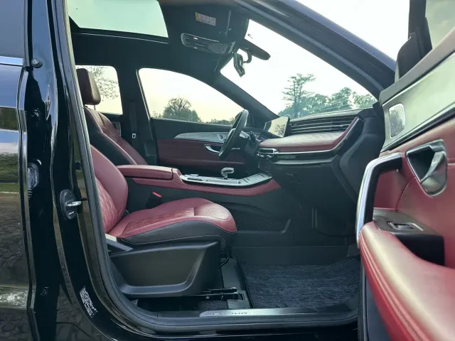 Jetour X70 Plus — Фото автомобиля 15