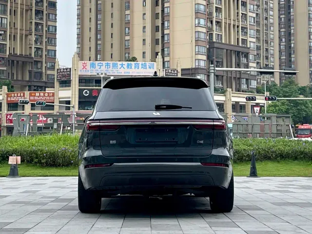 Li Auto ONE — Фото автомобиля 6