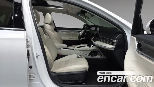 Hyundai Grandeur Новый Grandeur IG — Фото автомобиля 19