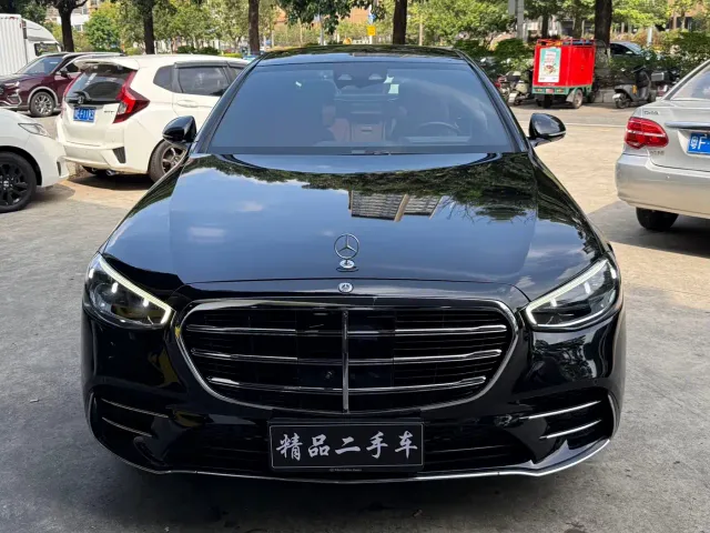Mercedes-Benz S-Class — Фото автомобиля 2