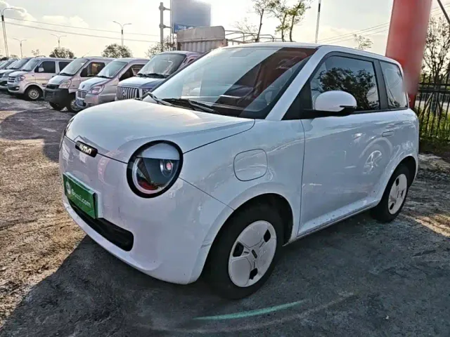 Фотография автомобиля — Changan Lumin