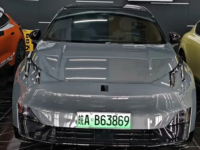 Lynk & Co Z20 — Фото автомобиля 2