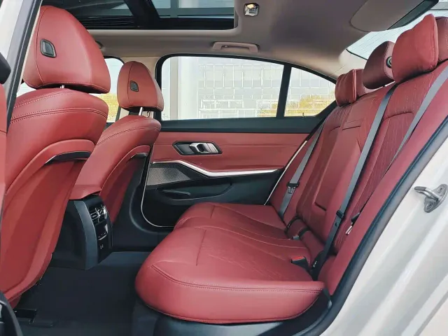 BMW i3 — Фото автомобиля 12