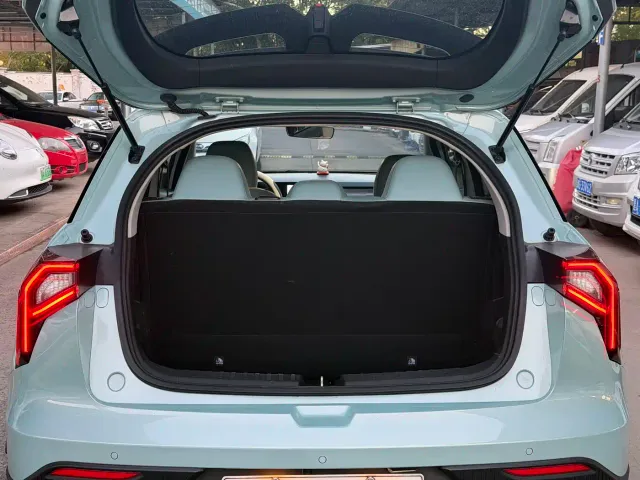 Geely Geometry E Firefly — Фото автомобиля 7