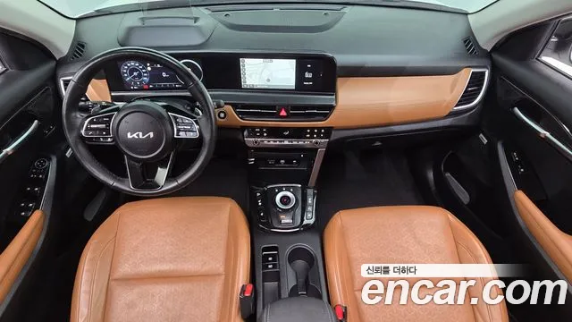 Kia Seltos — Фото автомобиля 10