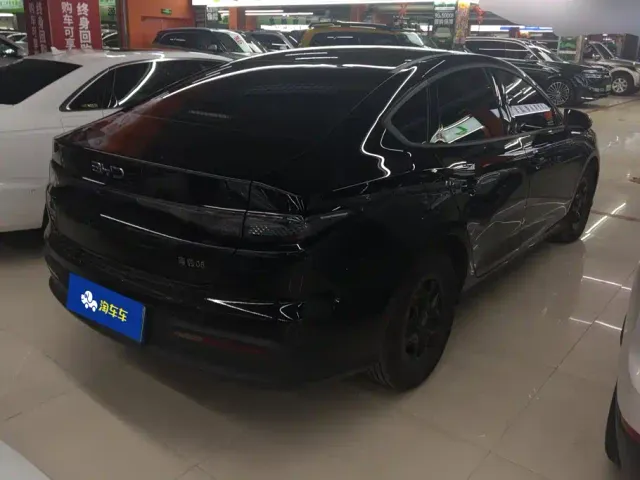 BYD Seal 05 DM-i — Фото автомобиля 3