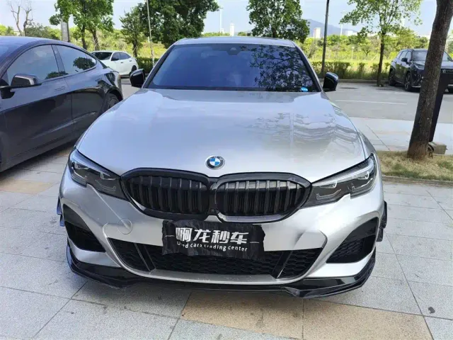 BMW 3 Series — Фото автомобиля 2