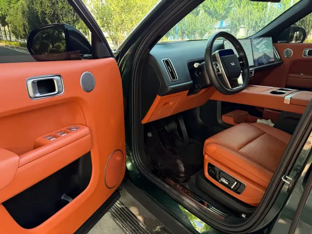 Li Auto L9 — Фото автомобиля 4