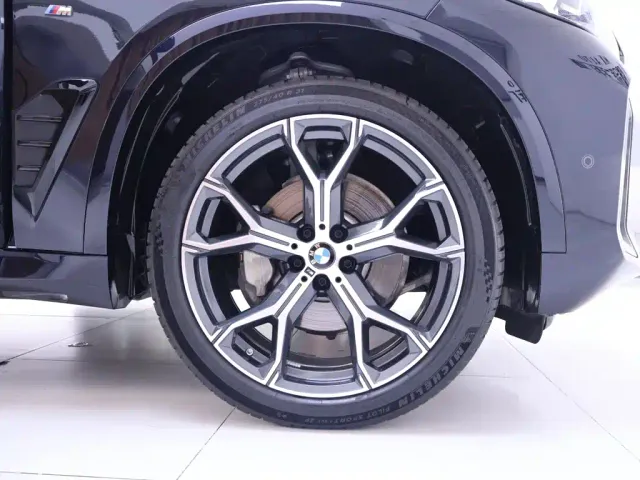 BMW X5 — Фото автомобиля 6