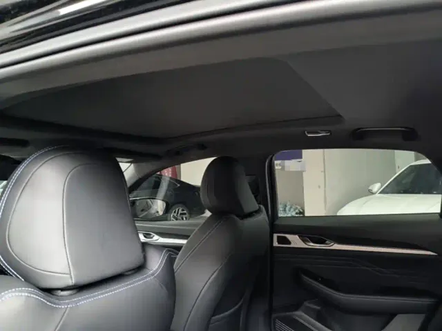 Geely Xingrui — Фото автомобиля 17