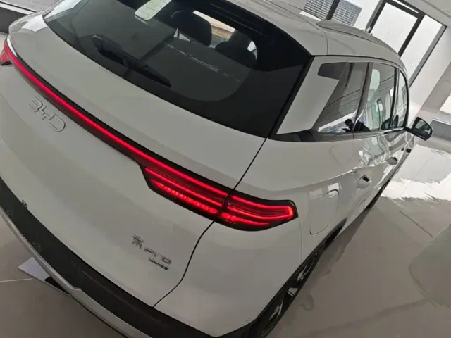 BYD Song Pro — Фото автомобиля 6