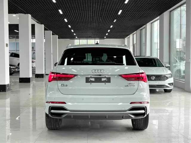 Audi Q3 — Фото автомобиля 5