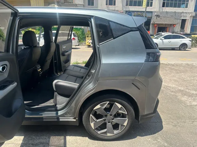 GAC Aion Y — Фото автомобиля 6