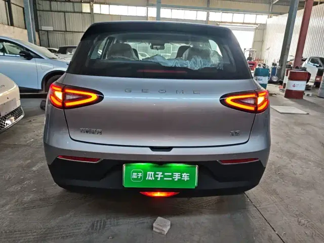 Geely Starry Wish — Фото автомобиля 5