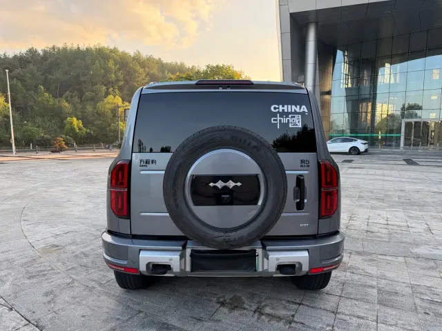 BYD FangChengBao Leopard 5 — Фото автомобиля 5
