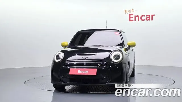 Mini Cooper — Фото автомобиля 3
