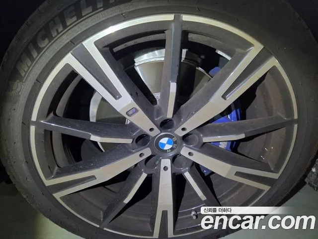 BMW 5 Series G60 — Фото автомобиля 3