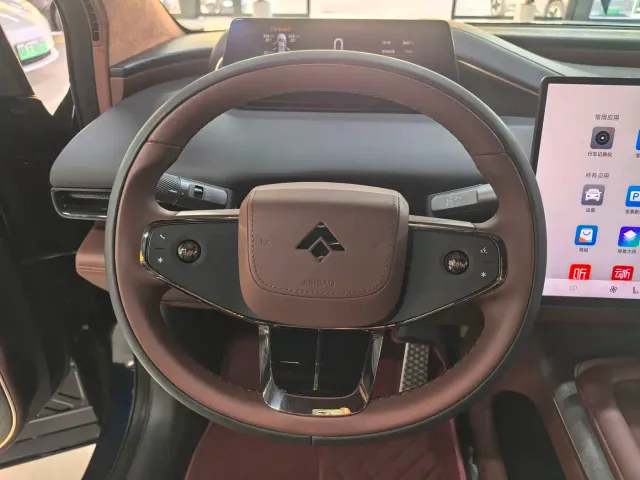 GAC Hyptec HL — Фото автомобиля 9
