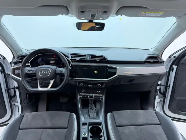 Audi Q3 — Фото автомобиля 10