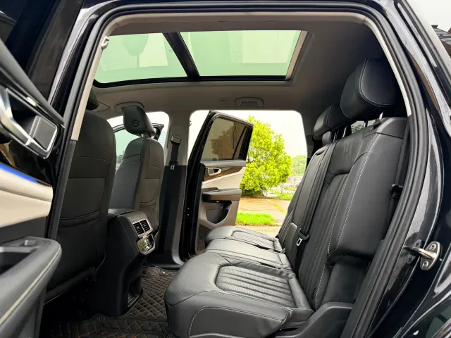 Volkswagen Teramont 2022 330TSI 2WD Premium Luxury — Фото автомобиля 9
