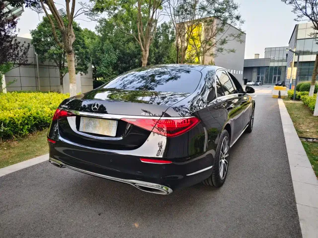 Mercedes-Benz S-Class — Фото автомобиля 10