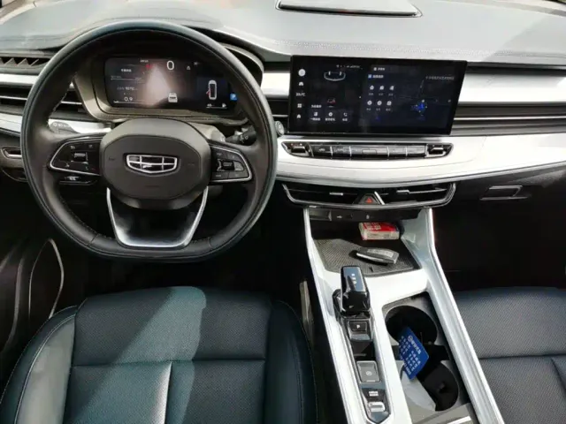 Geely Jiaji — Фото автомобиля 9