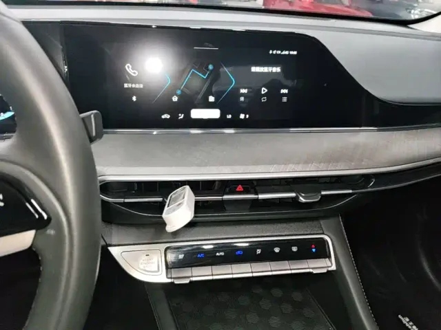 Changan Eado — Фото автомобиля 12