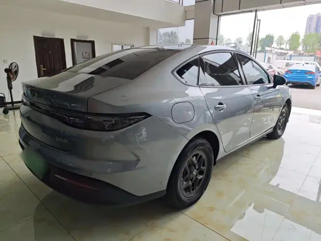 BYD Seal 05 DM-i — Фото автомобиля 6