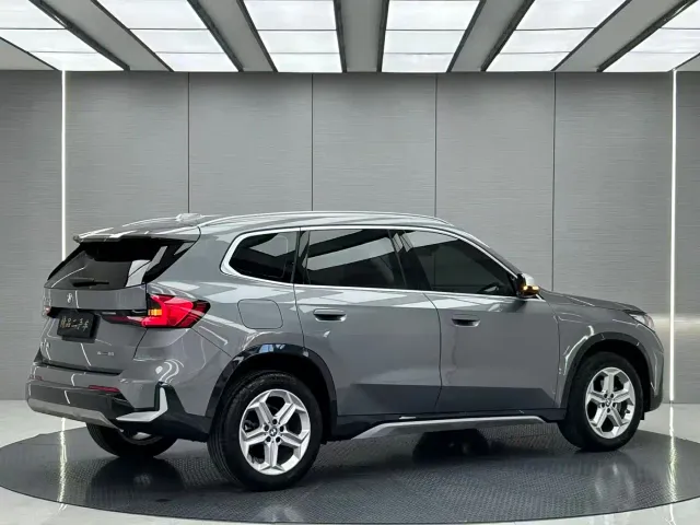 BMW X1 — Фото автомобиля 5