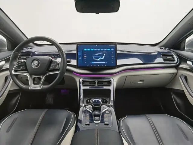 BYD Qin PLUS — Фото автомобиля 5