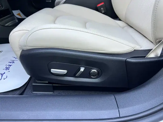Xiaomi SU7 — Фото автомобиля 20