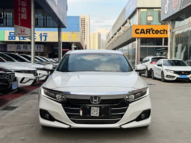 Honda Accord — Фото автомобиля 2