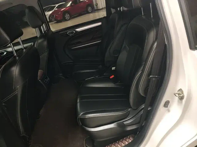 GAC Trumpchi M6 — Фото автомобиля 16