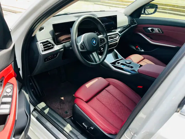 BMW i3 — Фото автомобиля 3