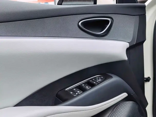 BYD Seal 06 DM-i Touring — Фото автомобиля 9
