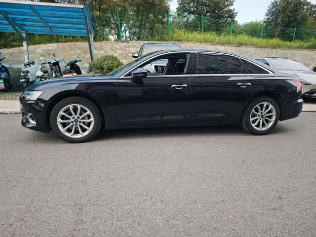 Audi A6L — Фото автомобиля 2