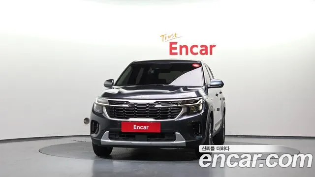 Kia Seltos Новый Seltos Бензин 2.0 2WD — Фото автомобиля 3
