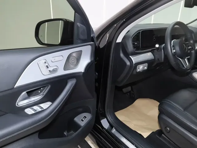 Mercedes-Benz Mercedes-Benz GLE Coupe 2020 GLE 350 4MATIC Coupe SUV Luxury — Фото автомобиля 11
