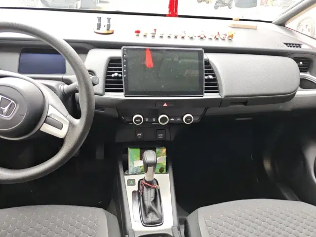 Honda Fit — Фото автомобиля 13