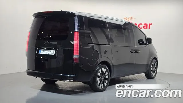 Hyundai Staria — Фото автомобиля 2