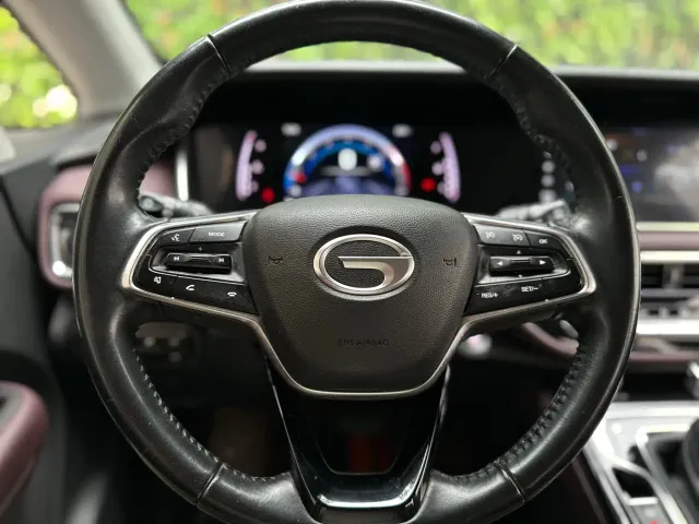 GAC Trumpchi M6 — Фото автомобиля 10