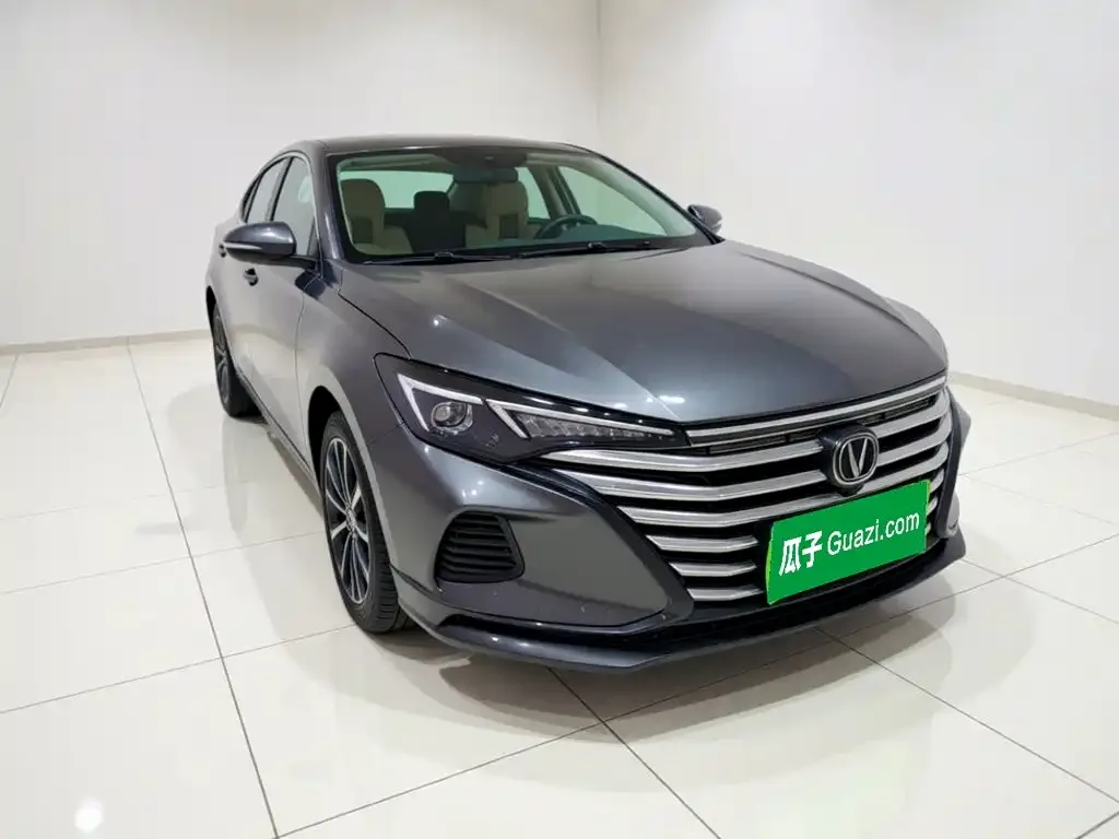 Changan Eado 2021 Model PLUS 1.6L GDI Manual Luxury — Фото автомобиля 3