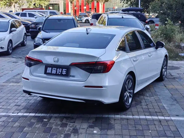 Honda Civic — Фото автомобиля 4