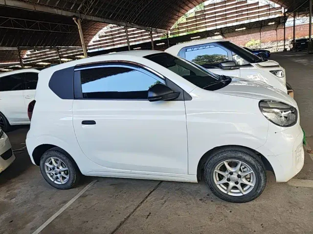 Roewe Clever — Фото автомобиля 28