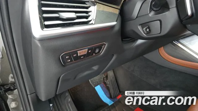 BMW X7 G07 — Фото автомобиля 30