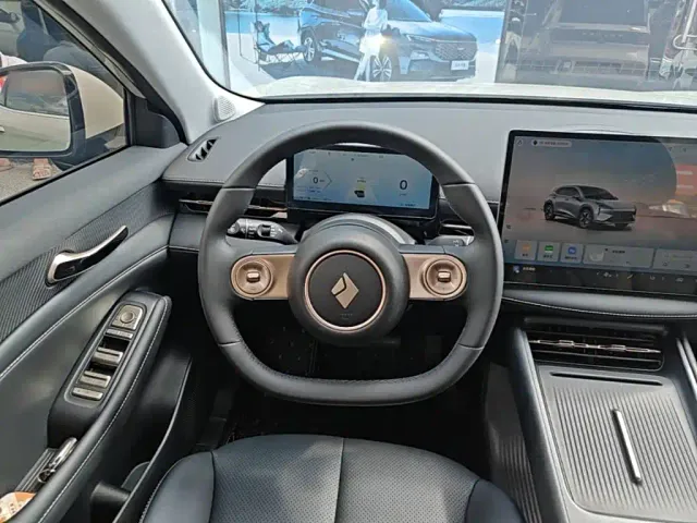 Baojun Yunhai — Фото автомобиля 10