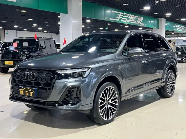Фотография автомобиля — Audi SQ7